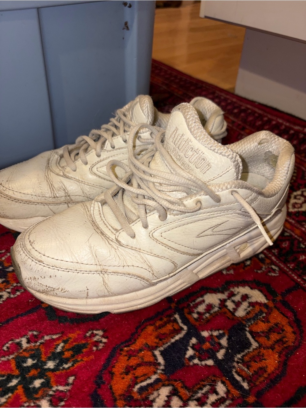 Brooks Addiction Women's White Leather Athletic Sneakers